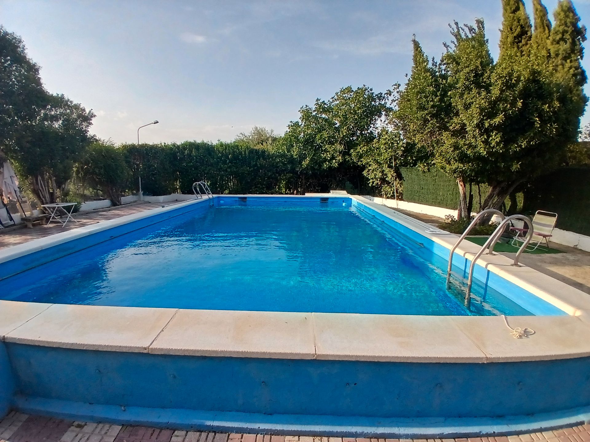 Piscina de Casa o xalet de lloguer en  Jaén Capital amb Moblat, Rentadora i Microones