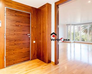 Flat for sale in  Valencia Capital  with Air Conditioner and Terrace