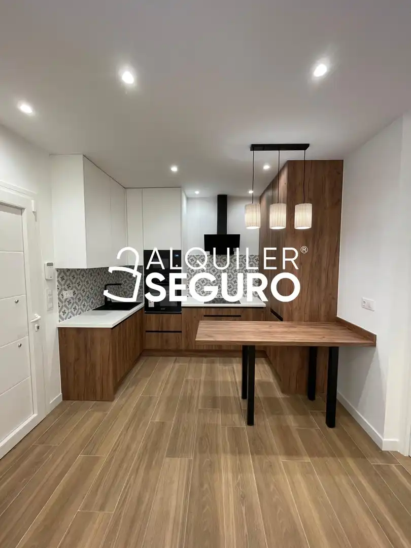 Cocina de Loft de alquiler en Madrid con Aire acondicionado