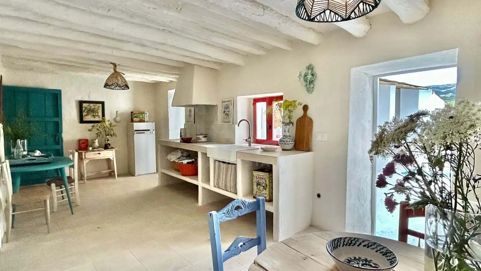 Cocina de Casa o chalet en venta en Serrato con Terraza y Piscina