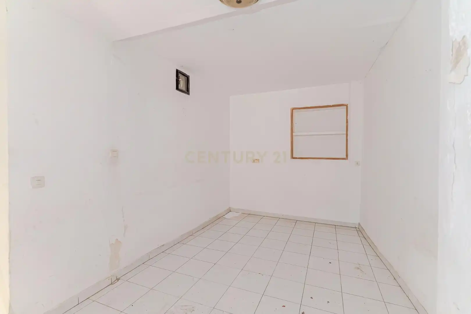 Casa adosada en venda en Lanjarón