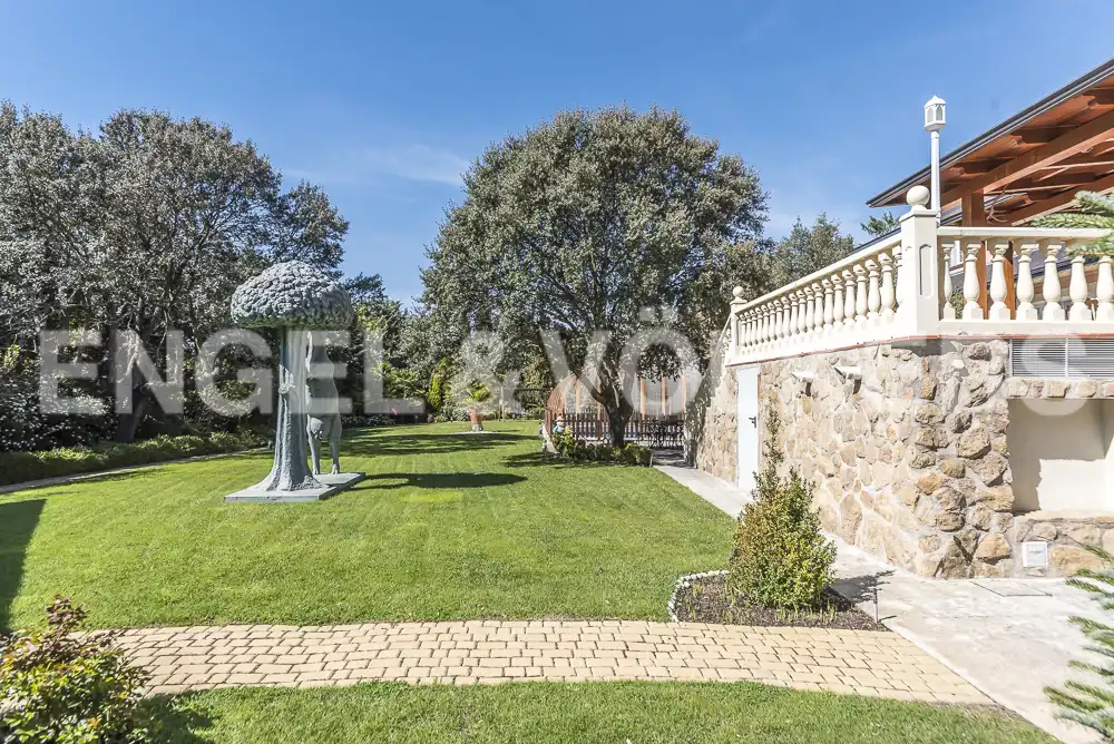 Casa amb piscina en venda a Molino de la Hoz, imagen 4
