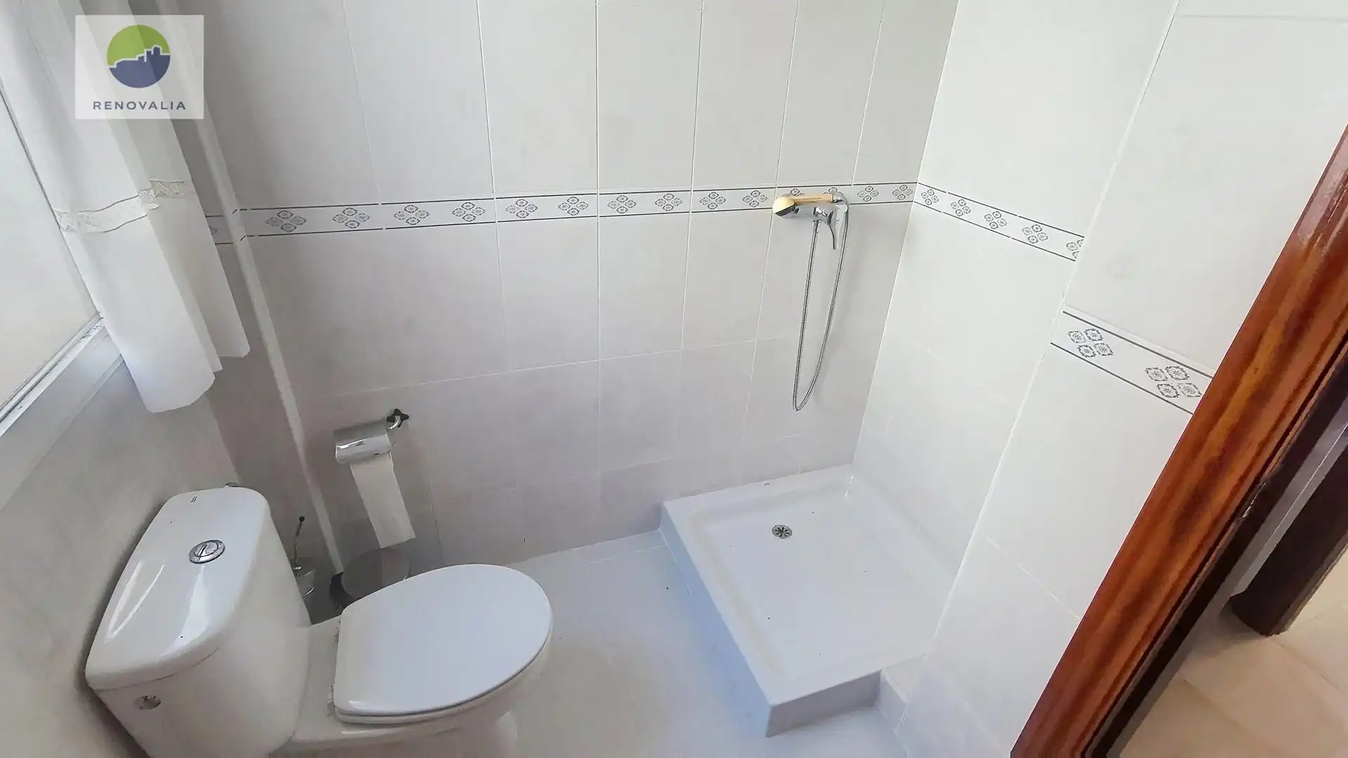 Baño de Casa adosada en venta en Armilla con Calefacción