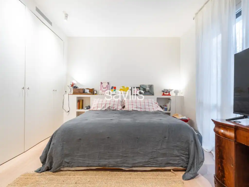 Habitación de Apartamento en venta en Barcelona con Balcón