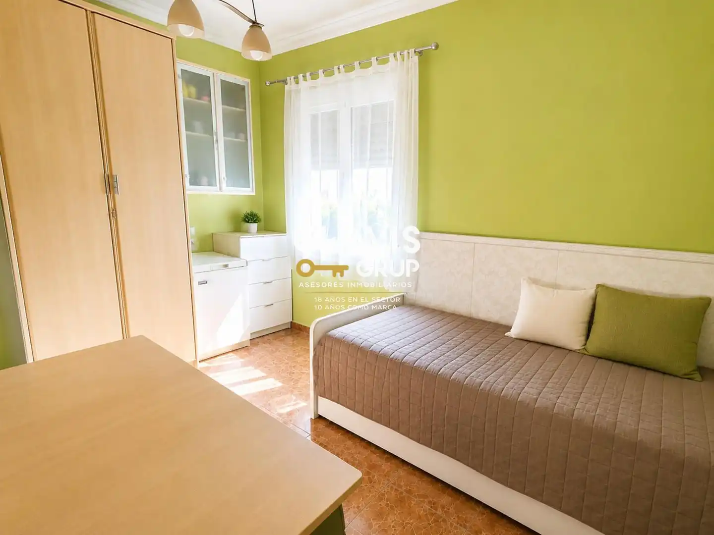 Bedroom of Flat for sale in Barcelona  with Air Conditioner, Terrace and Balcony