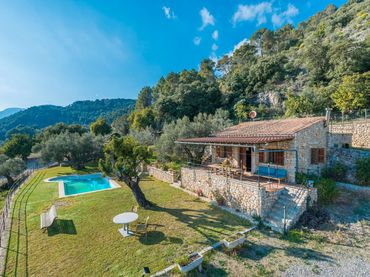 Landhaus mit Pool zum Verkauf in Mancor de la Vall