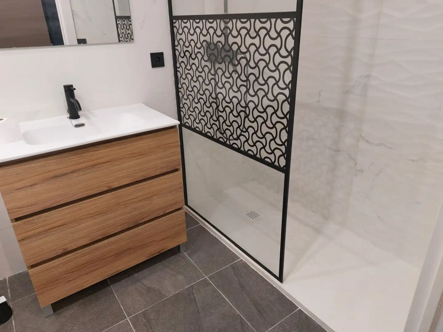 Bany de Apartament en venda en Valencia amb Aire condicionat, Moblat i Forn