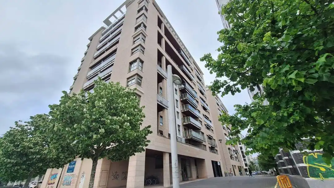 Vista exterior de Piso en venta en Donostia - San Sebastián  con Calefacción y Amueblado