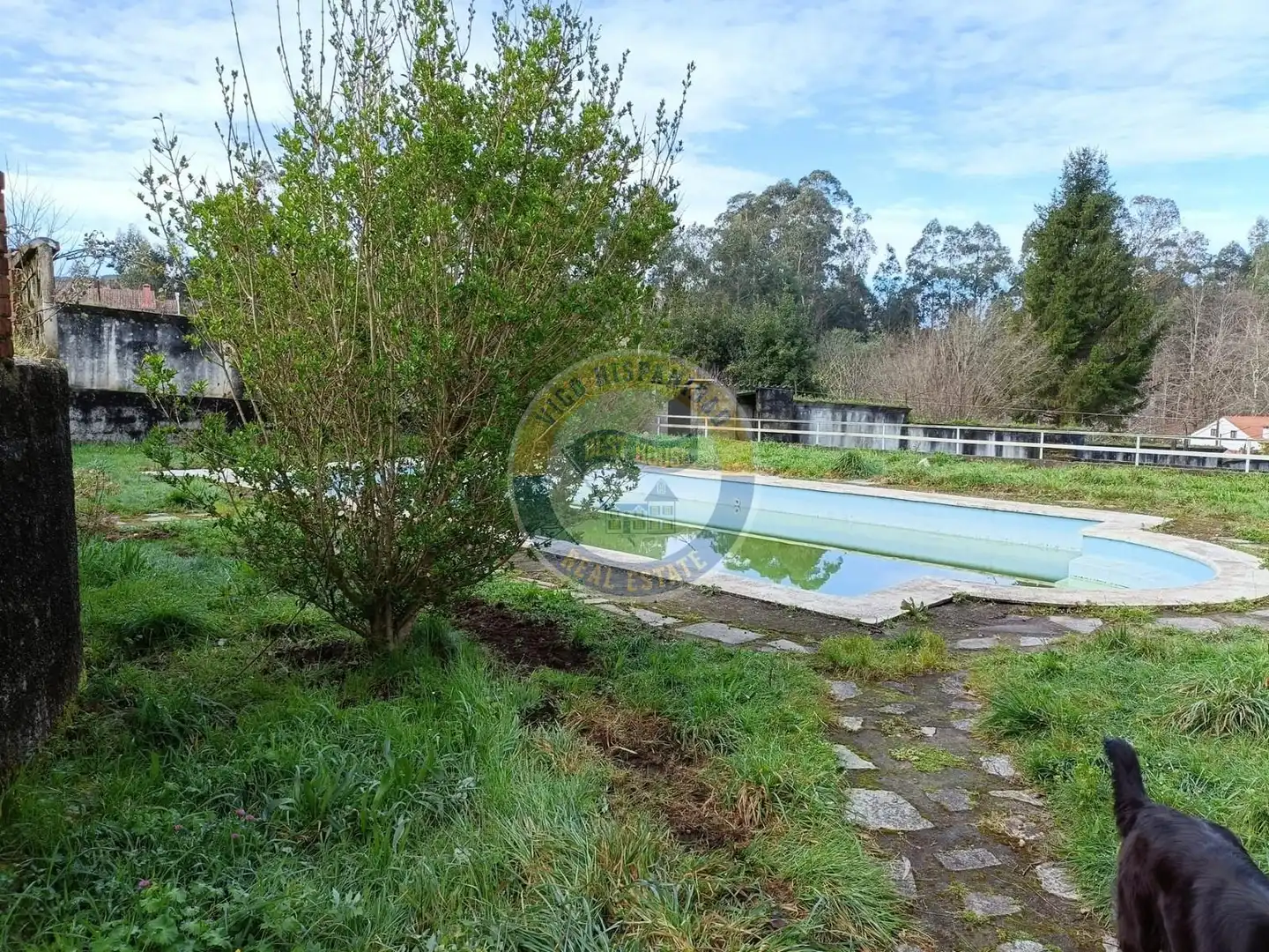 Piscina de Finca rústica en venta en Vigo  con Calefacción, Trastero y Piscina