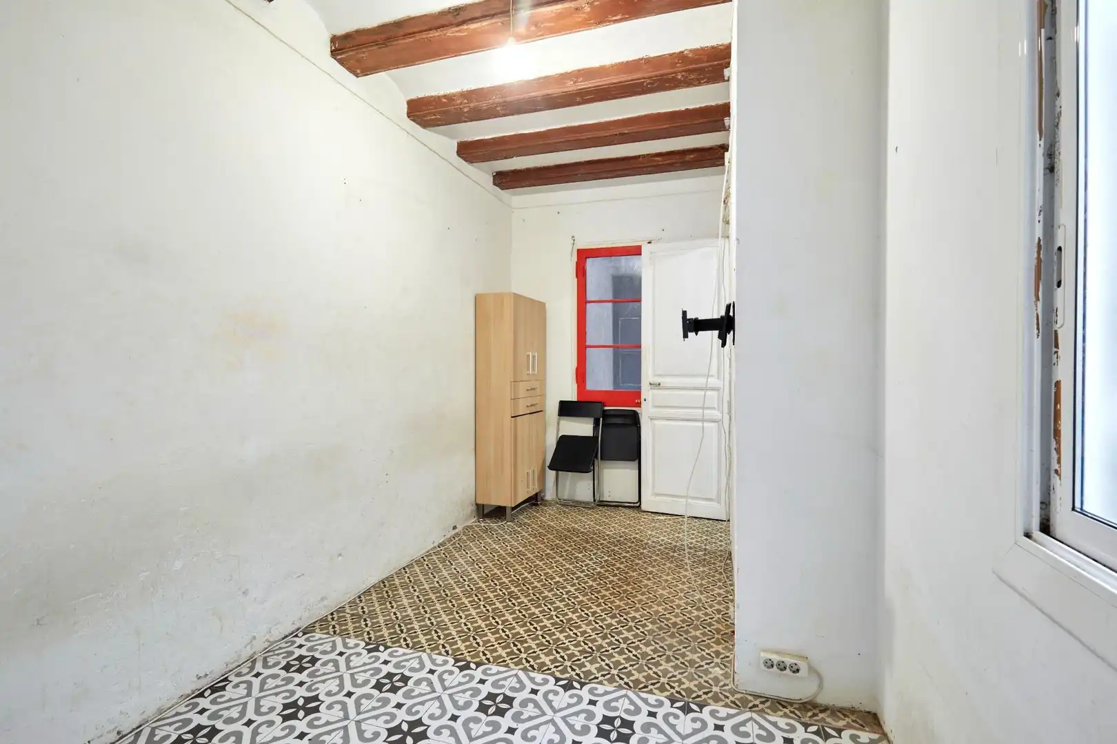 Wohnung zum Verkauf in Barcelona mit Abstellraum und Balkon