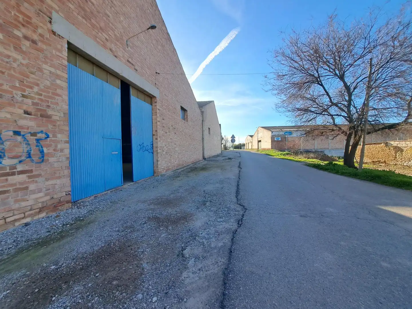 Exterior view of Industrial buildings for sale in Mollerussa
