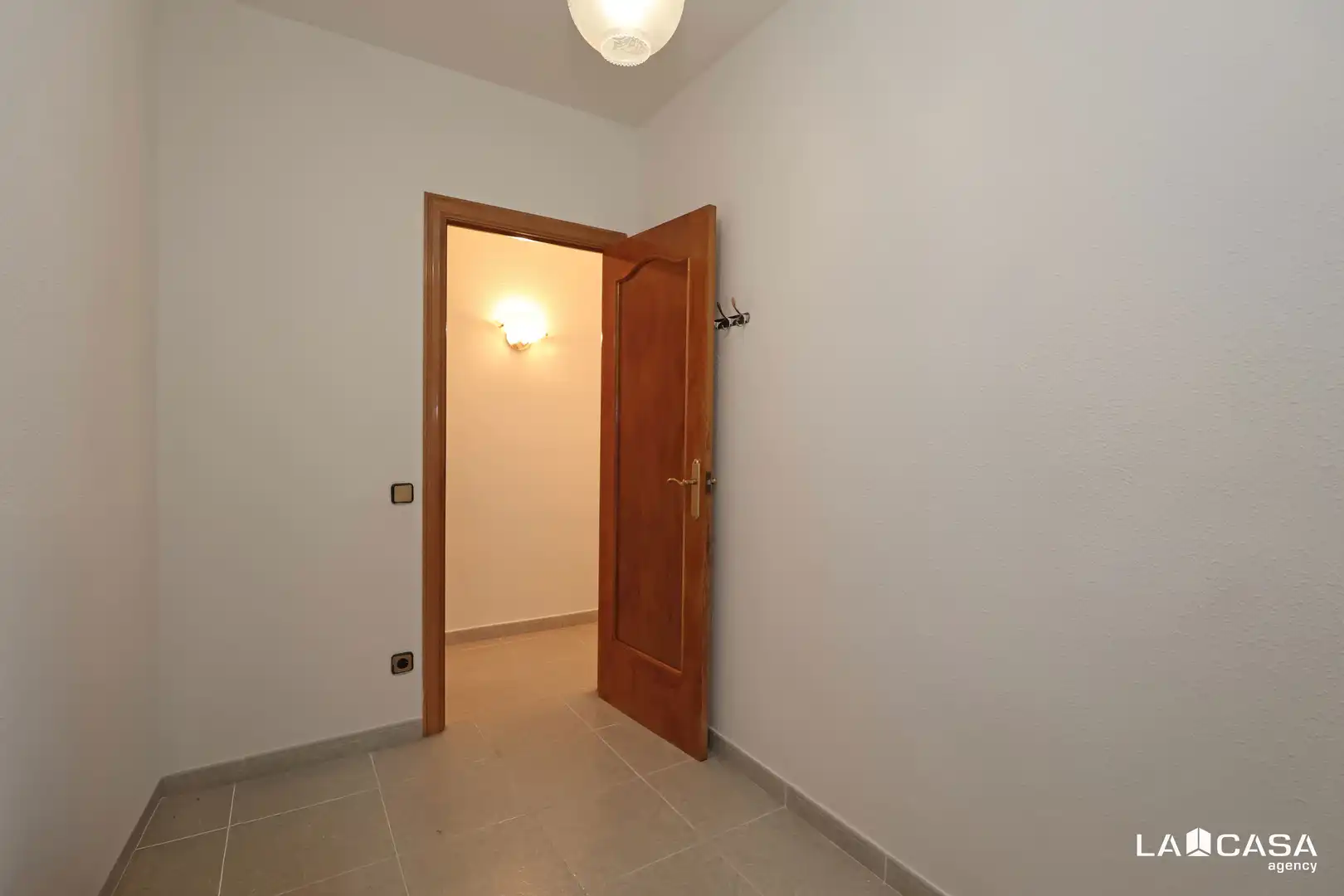 Piso en venta en L'Hospitalet de Llobregat con Balcón