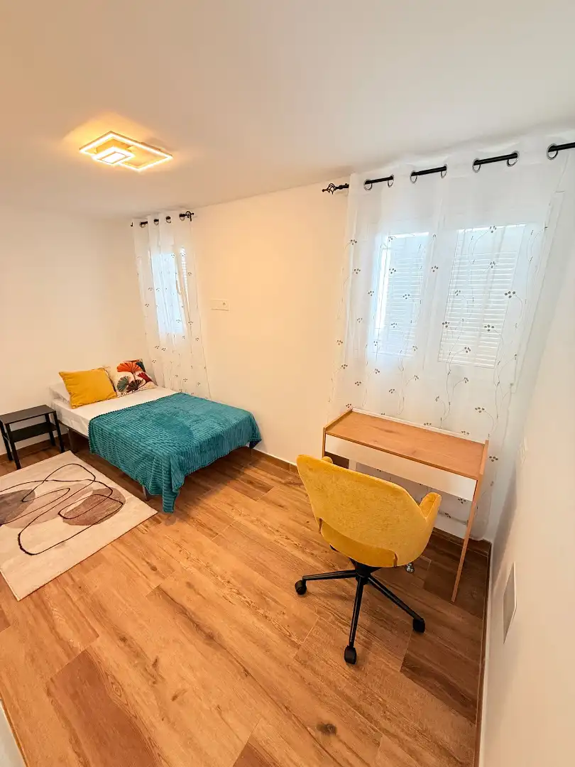 Bedroom of Flat for sale in Cártama  with Furnished