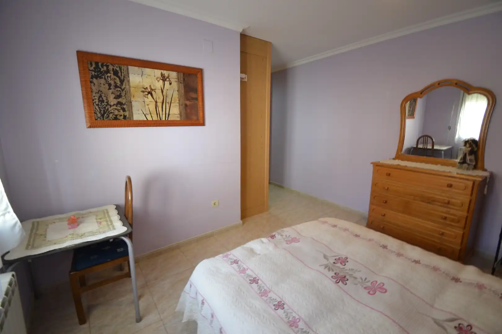 Habitación de Casa adosada en venta en Malpartida de Plasencia con Calefacción, Terraza y Amueblado