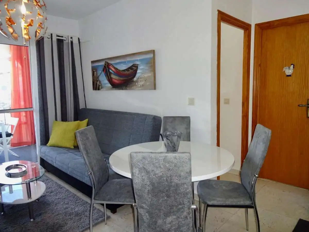 Comedor de Casa o chalet en venta en Torrevieja con Terraza, Amueblado y Piscina comunitaria