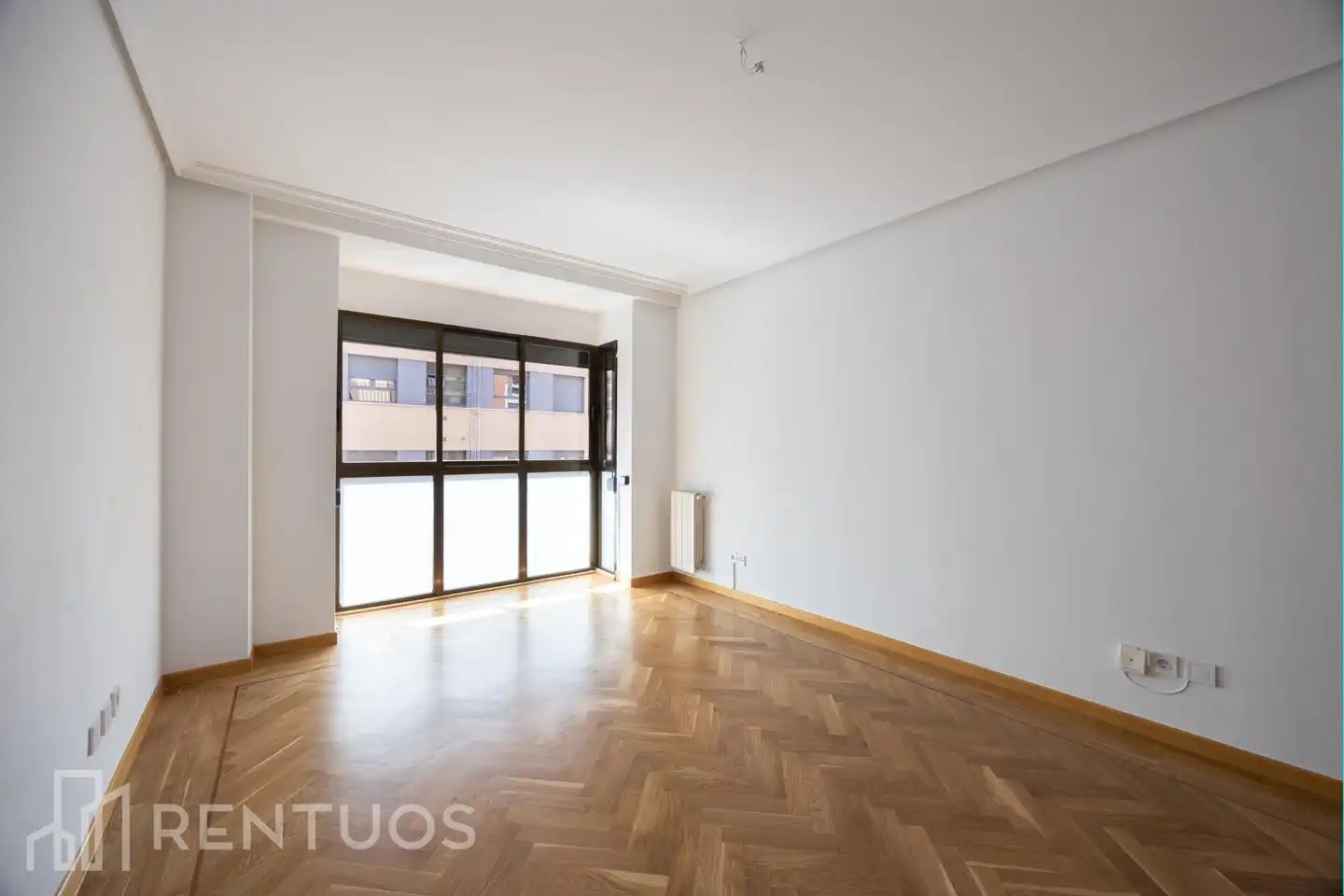 Schlafzimmer von Wohnung zur Miete in Madrid mit Klimaanlage, Heizung und Parkett