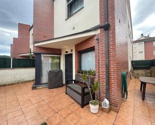 Exterior view of Single-family semi-detached for sale in Piélagos  with Heating and Parquet flooring