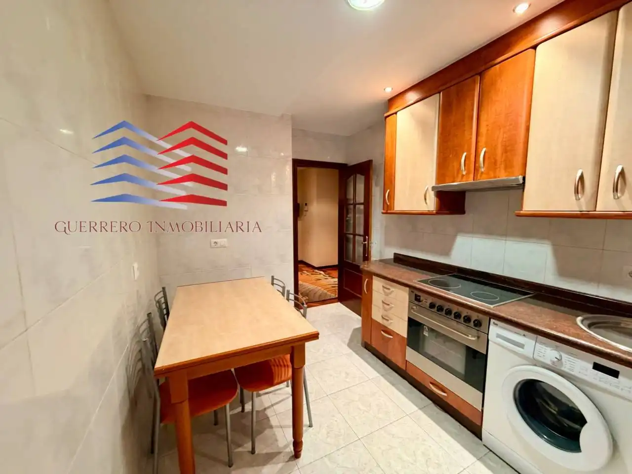 Kitchen of Flat for rent in Ourense Capital   with Heating, Parquet flooring and Storage room