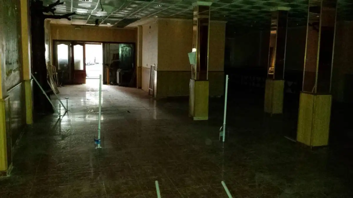 Local en venta en Manises