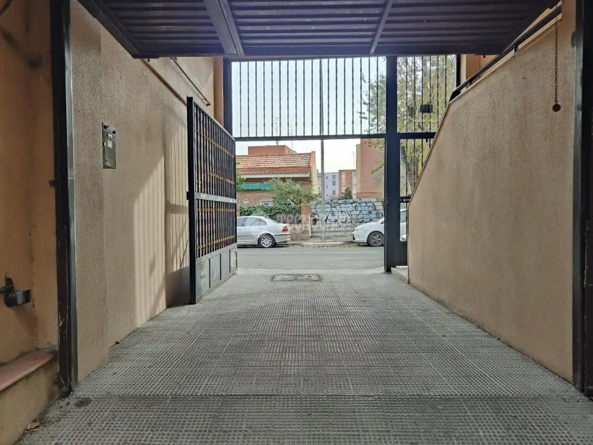 Parking de Garaje en venta en Carabanchel