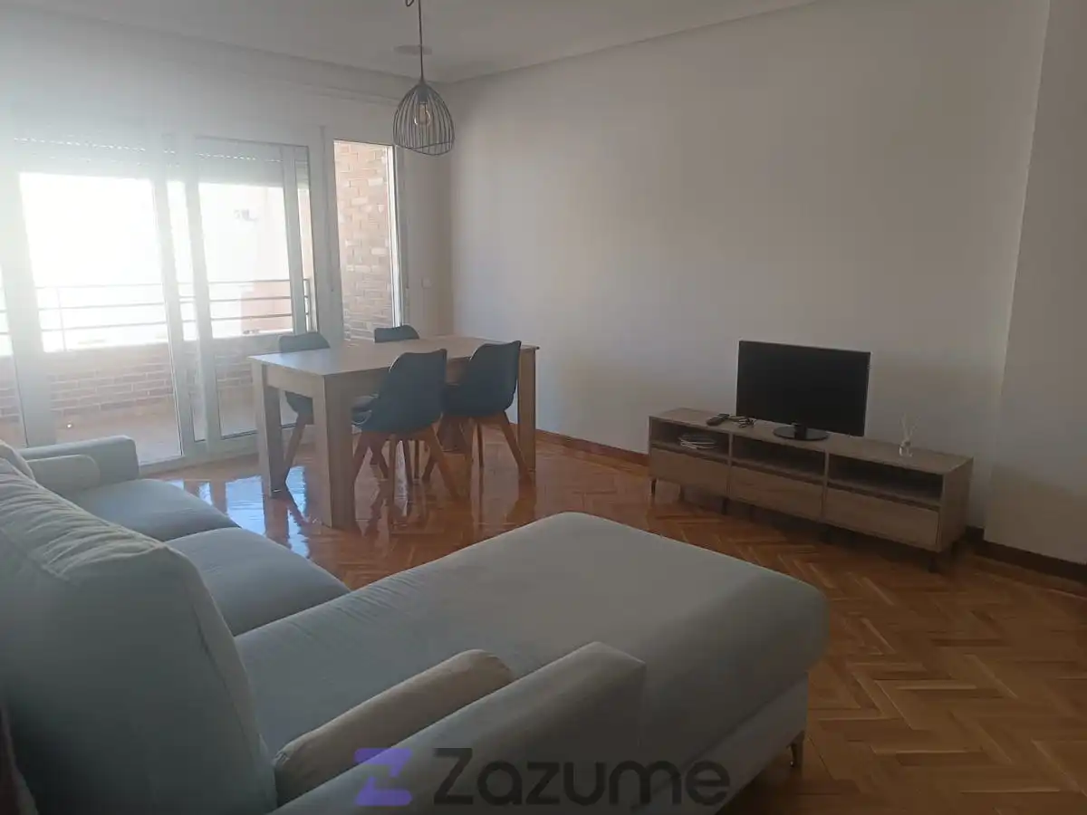 Sala de estar de Apartamento de alquiler en Ávila con Calefacción, Parquet y Terraza