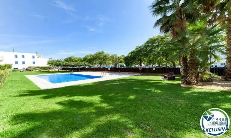 Apartamento en Planta Baja en Primera Línea de Mar  Zona Salatar, imatge 5