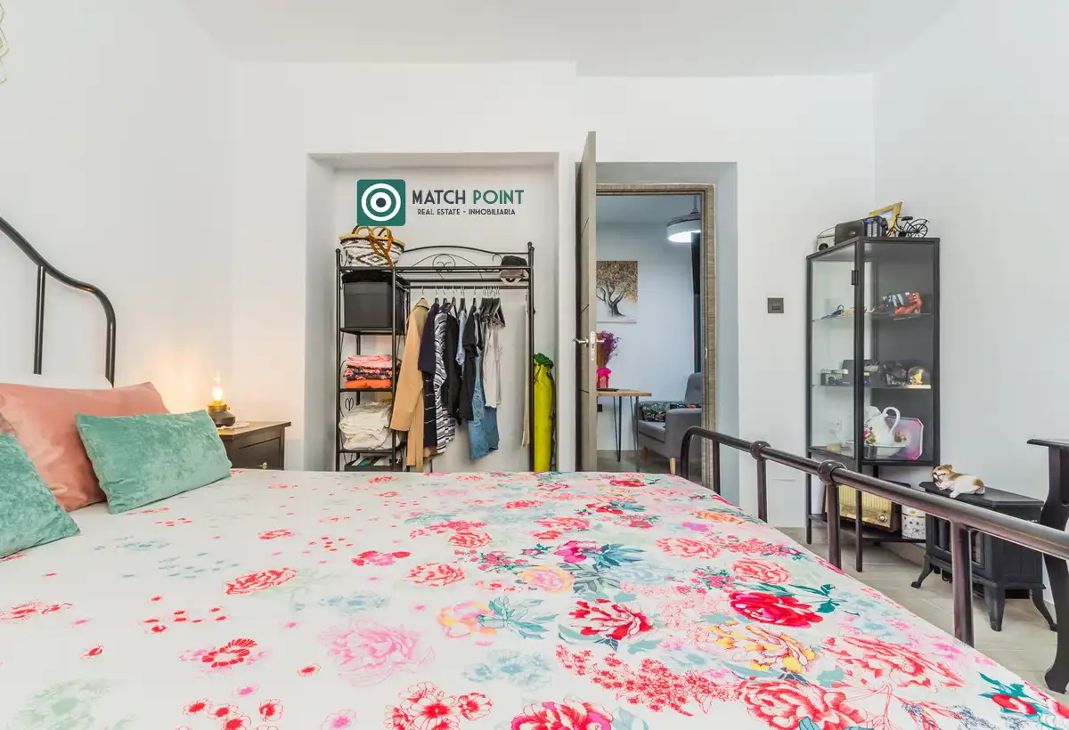 Habitación de Casa adosada en venta en Almuñécar con Amueblado