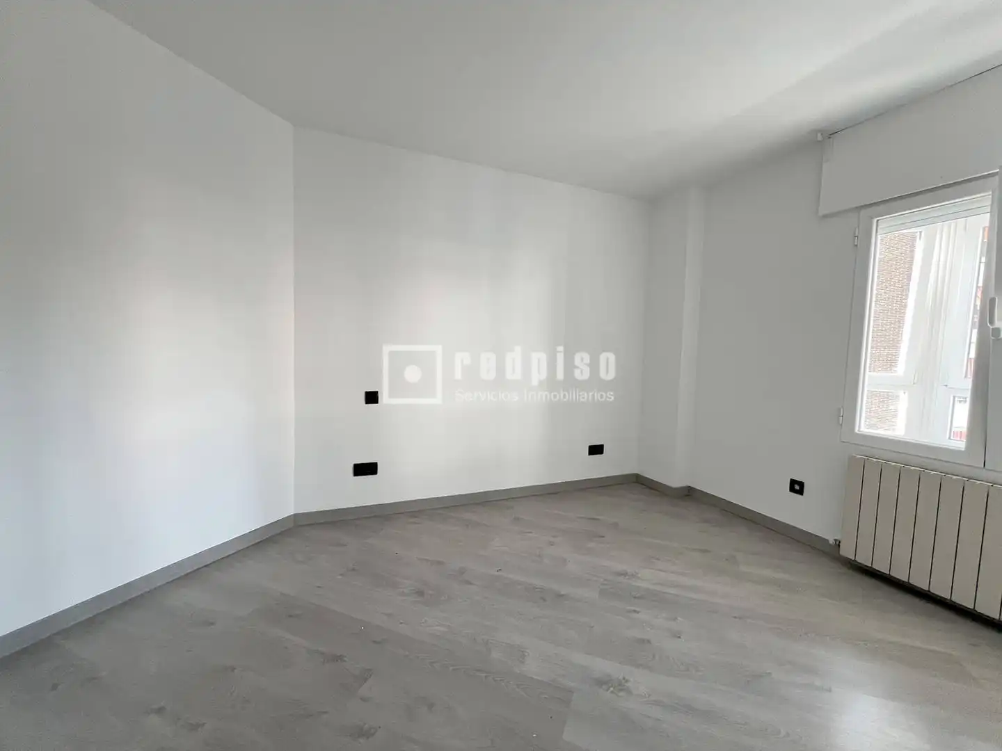 Bedroom of Flat for rent in Madrid  with Heating, Private garden and Terrace