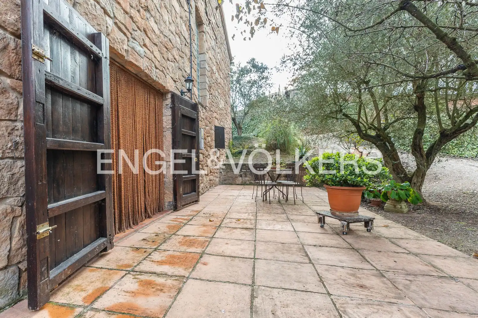 Terrassa de Finca rústica en venda en Aguilar de Segarra amb Calefacció, Jardí privat i Terrassa