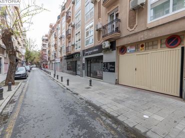 Aparcament en venda a Calle Calle Martín Bohórquez