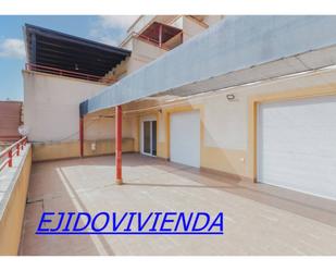 Vista exterior de Pis en venda en Berja amb Terrassa i Piscina comunitària