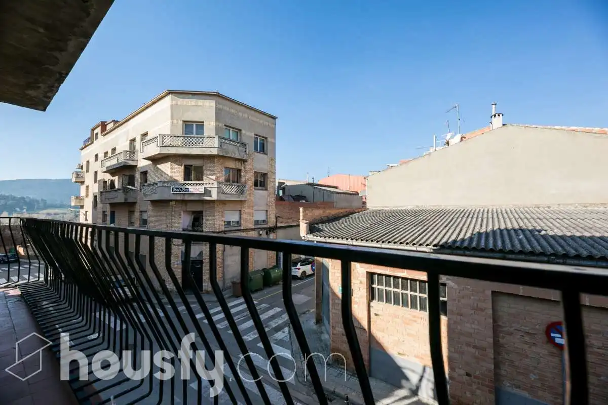 Vista exterior de Pis en venda en Vilanova del Camí amb Calefacció, Terrassa i Traster