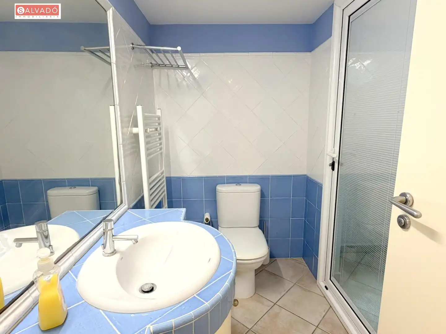 Bany de Pis en venda en Calafell amb Aire condicionat, Calefacció i Terrassa