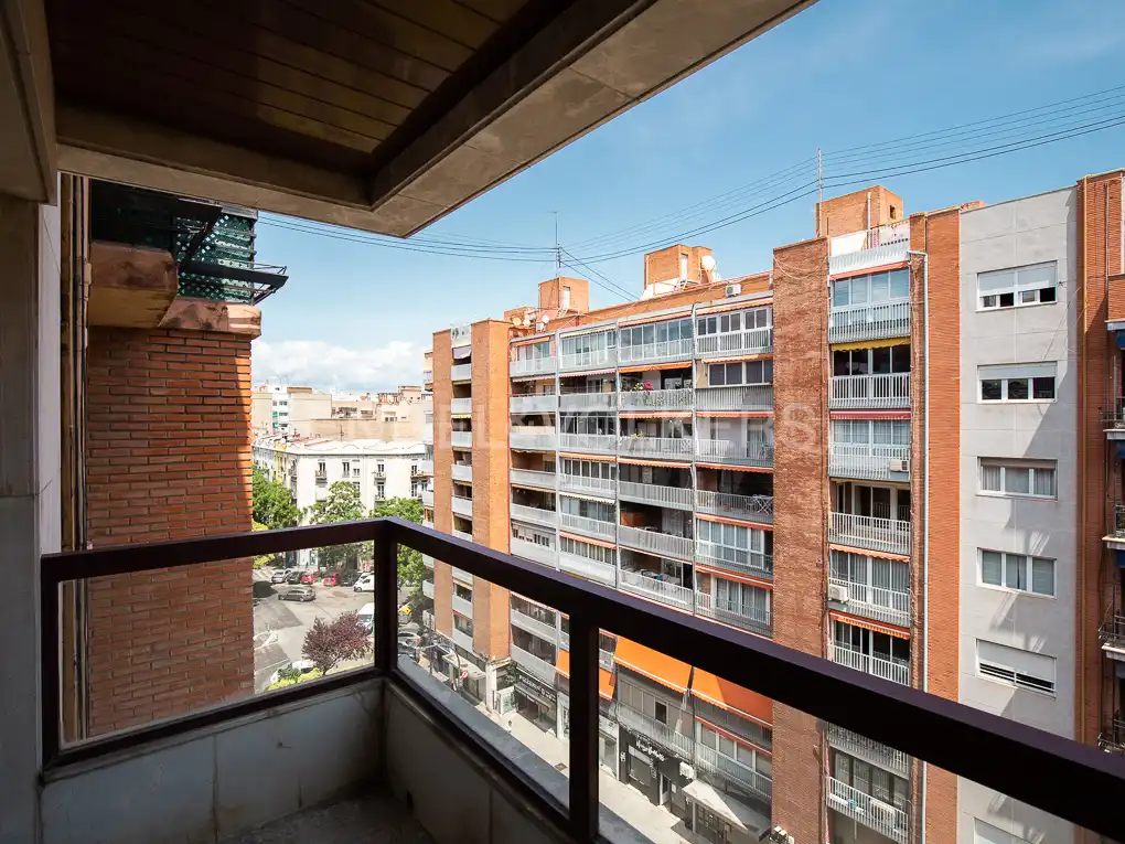 Exterior view of Flat for sale in Valencia  with Air Conditioner, Heating and Balcony