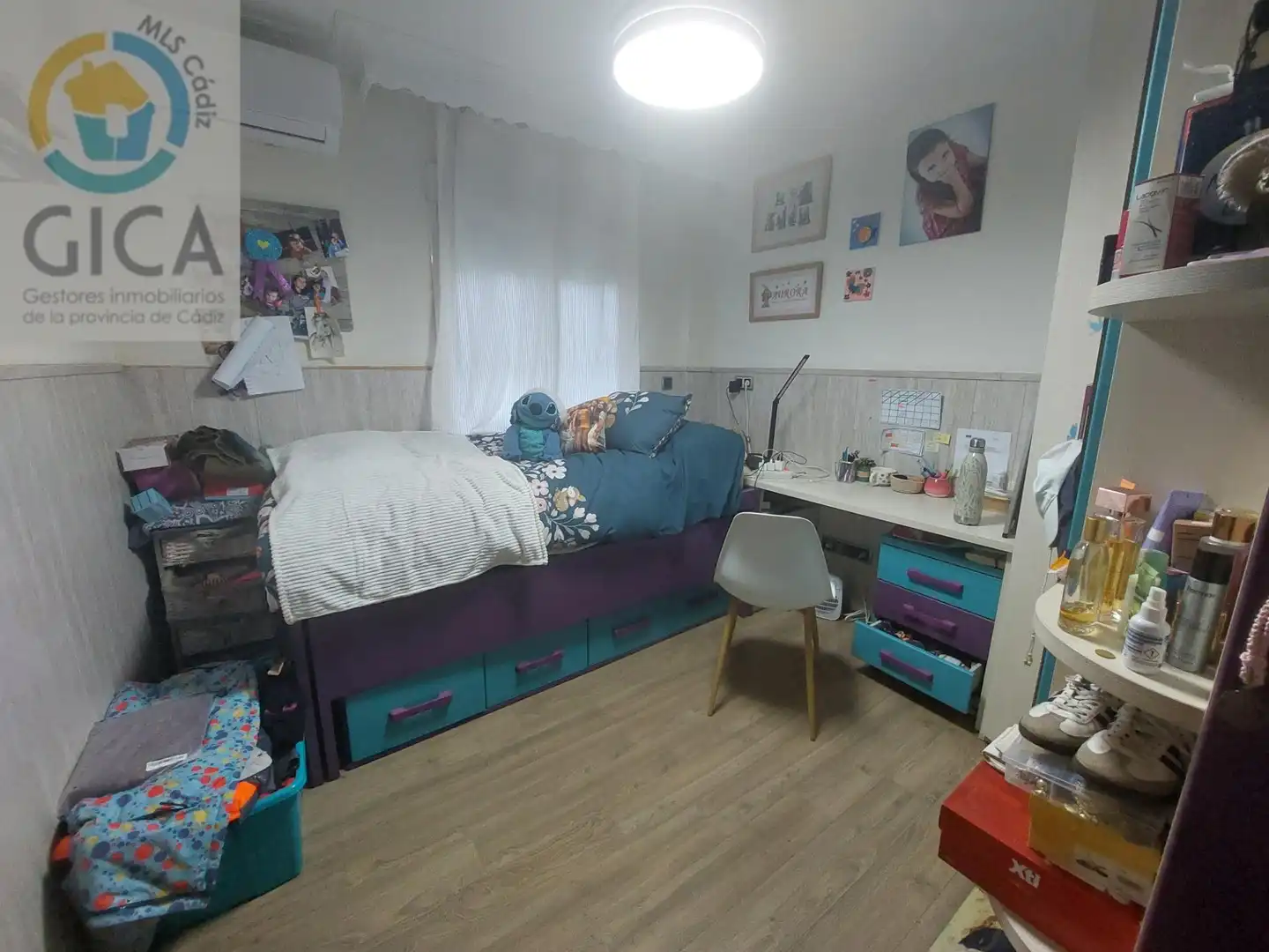 Dormitori de Casa o xalet en venda en Algeciras amb Jardí privat i Traster