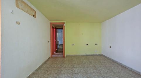 Foto 2 de Apartament en venda a C/ Brasil, Poligono Merilans , Els Merinals, Barcelona