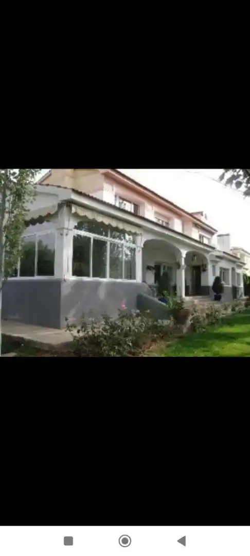 Vista exterior de Casa o xalet en venda en Cuenca Capital amb Piscina i Balcó