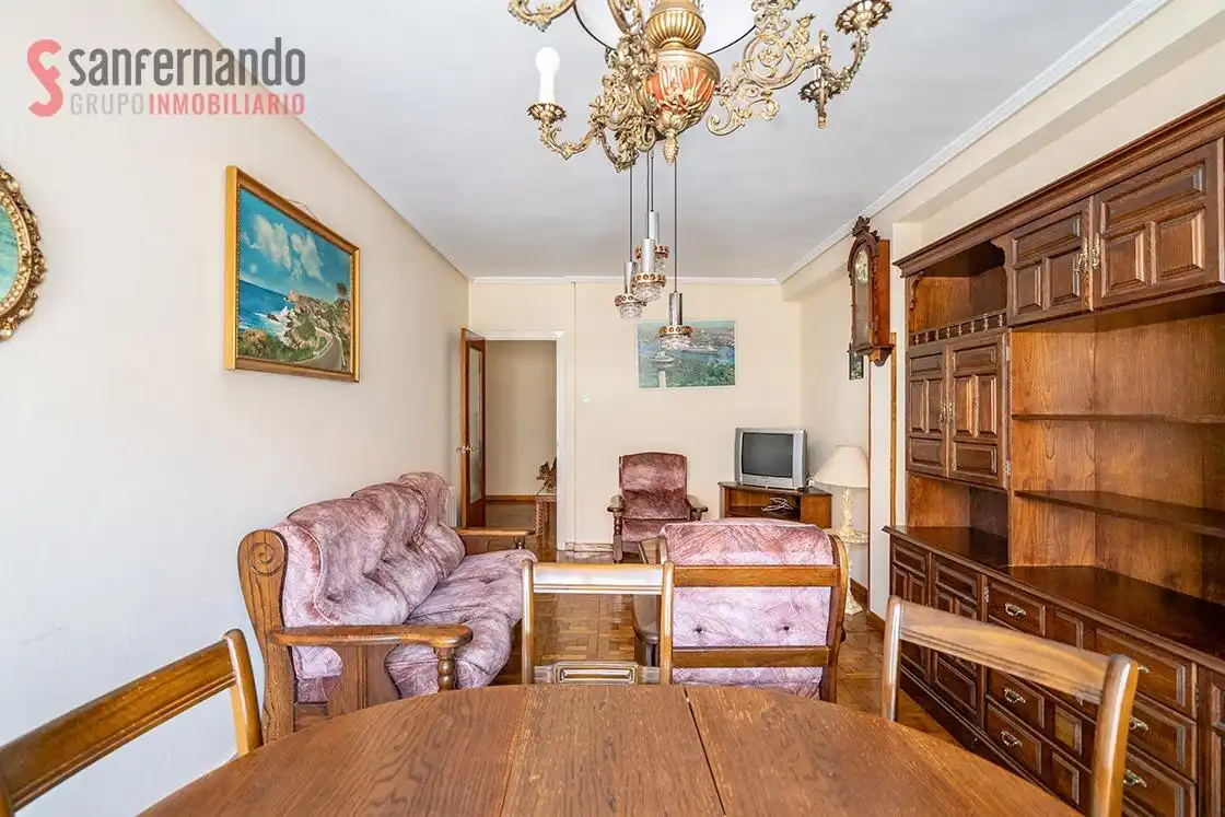 Piso con ascensor en venta en Calle Calle Agustín Riancho, imagen 11