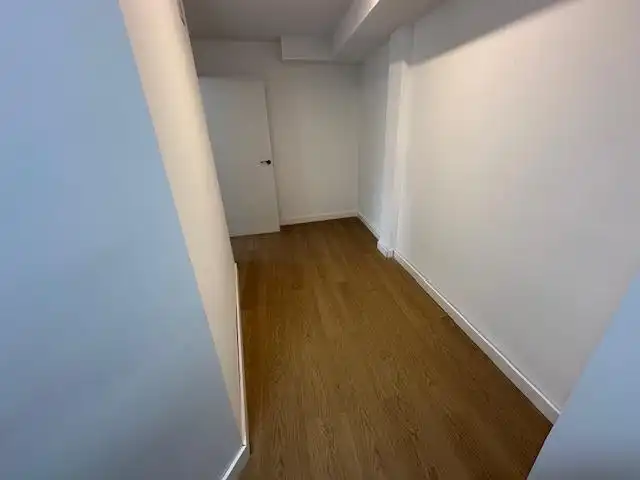 Maisonette zum Verkauf in Badalona mit Klimaanlage und Parkett