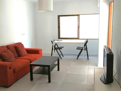 Sala d'estar de Apartament en venda en  Palma de Mallorca amb Balcó