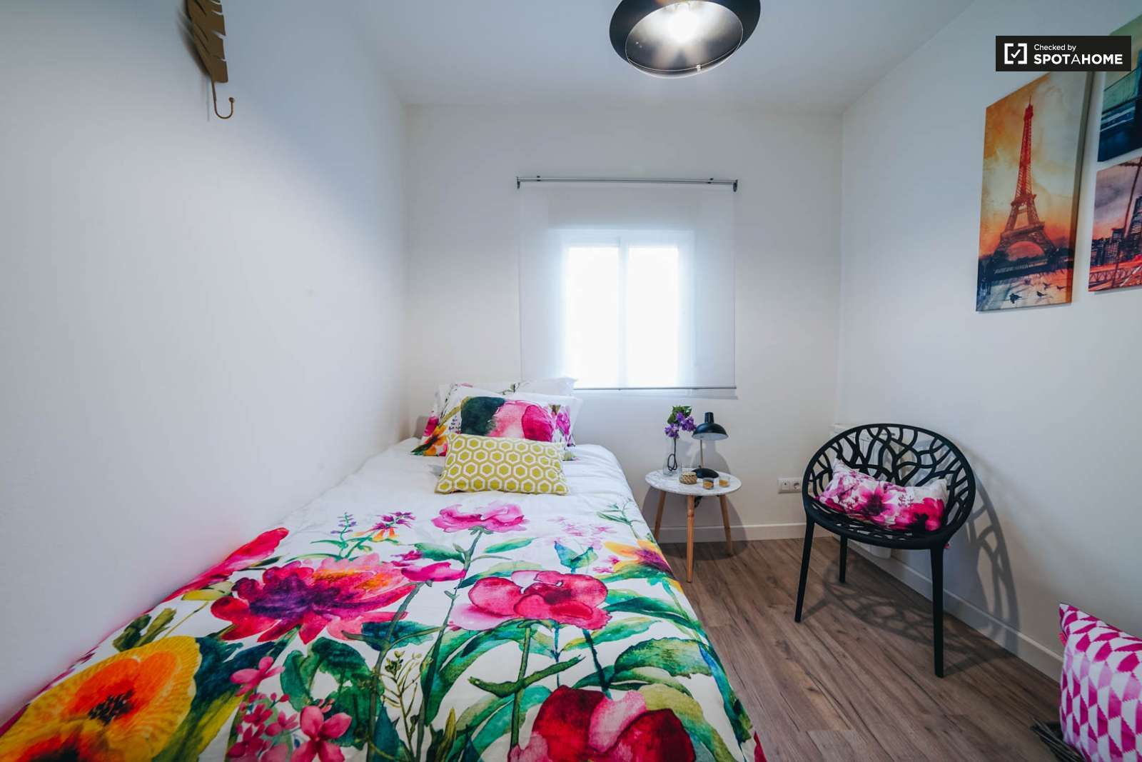 Flat to share in Comillas