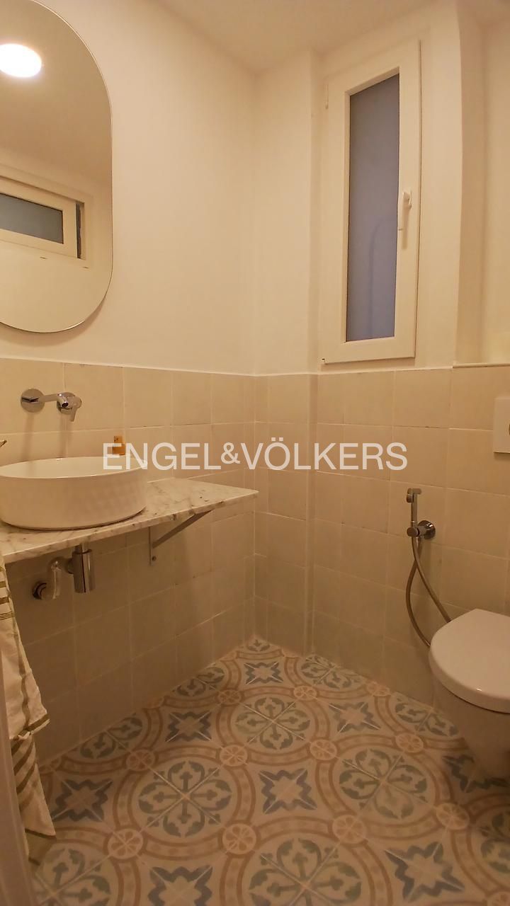 Bathroom of Apartment to rent in  Valencia Capital  with Heating