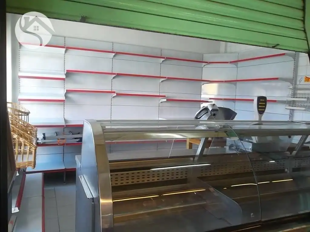 Local comercial de lloguer a Reyes Católicos - Paseo San Antonio, imagen 6