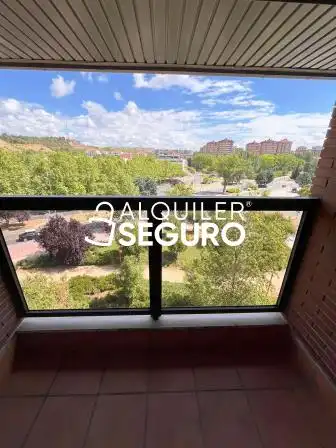 Piso de alquiler en Valladolid con Calefacción, Terraza y Trastero