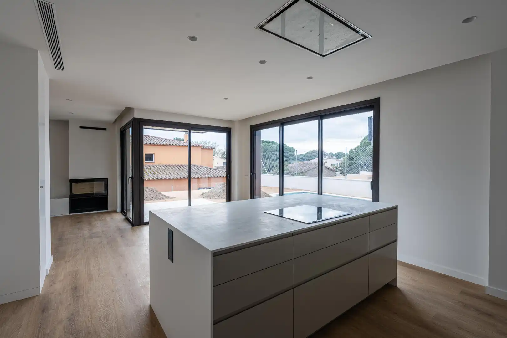 Küche von Haus oder Chalet zum Verkauf in Palamós mit Klimaanlage, Heizung und Privatgarten