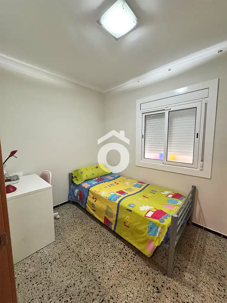 Dormitori de Pis en venda en Cornellà de Llobregat