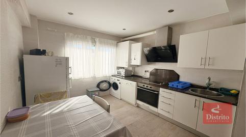 Photo 4 of Flat to rent in Santander - Calle del Sol, Puerto Chico, Cantabria