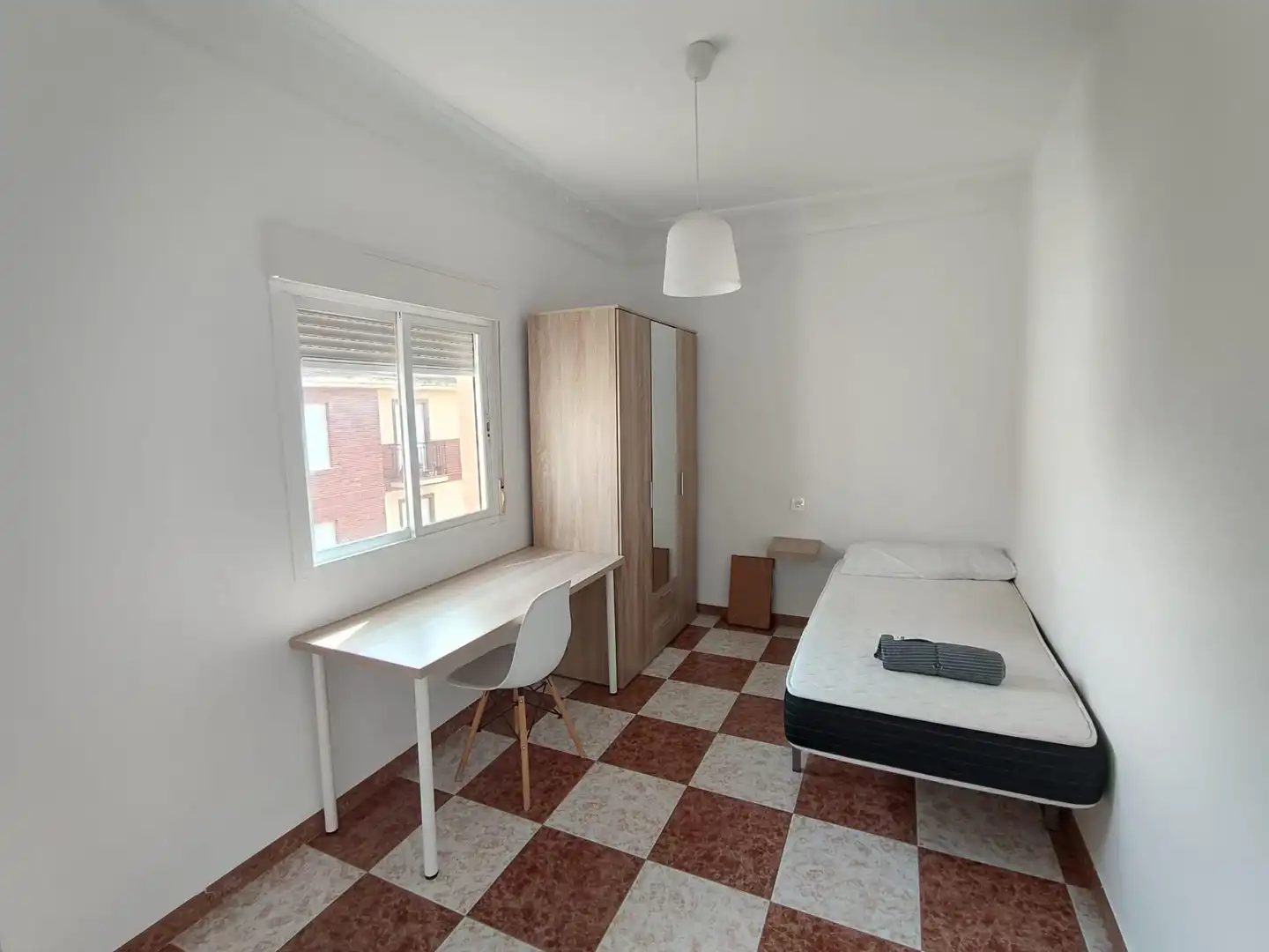 Schlafzimmer von Wohnung zur Miete in Granada mit Terrasse, Möbliert und Balkon