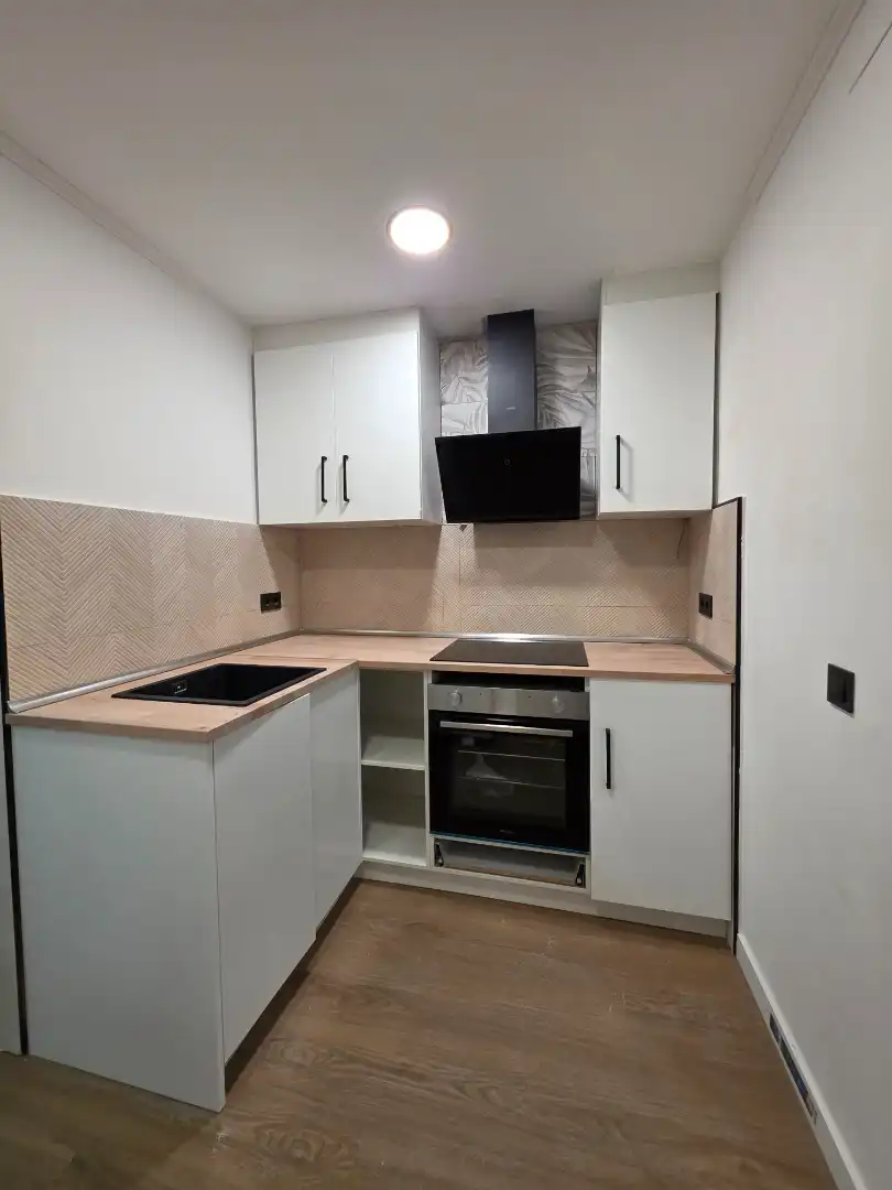 Kitchen of Flat for sale in Barcelona  with Air Conditioner and Heating