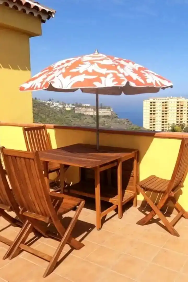 Terrassa de Apartament per a compartir en Los Realejos amb Moblat, Forn i Rentadora